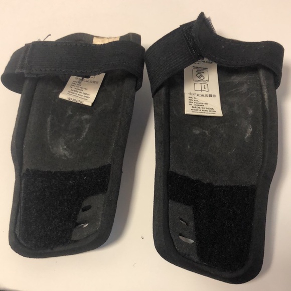 Mitre Junior Shin Guards - Picture 6 of 11